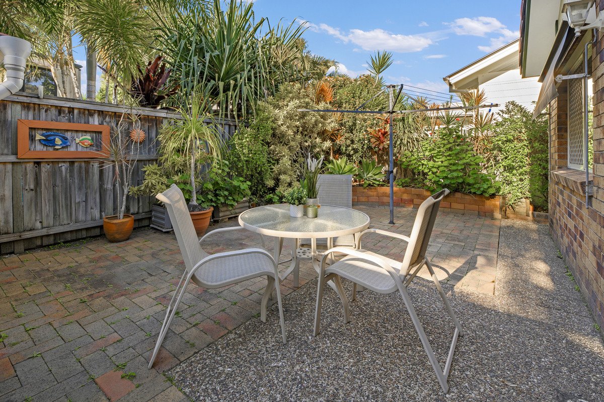 1/36 Tawarri Crescent Burleigh Heads 8