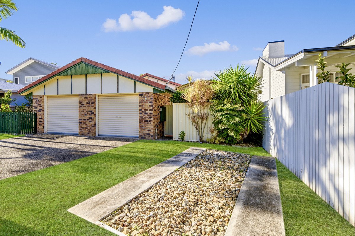 1/36 Tawarri Crescent Burleigh Heads 14