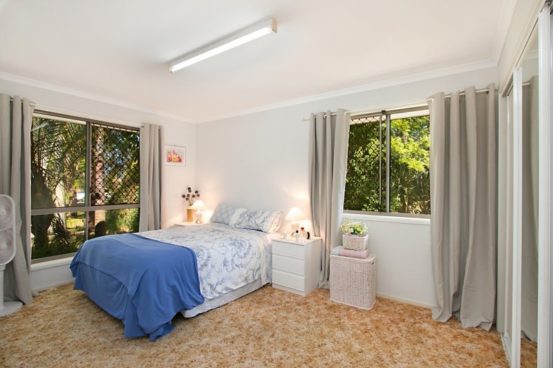 136 Tweed Coast Road CHINDERAH 6