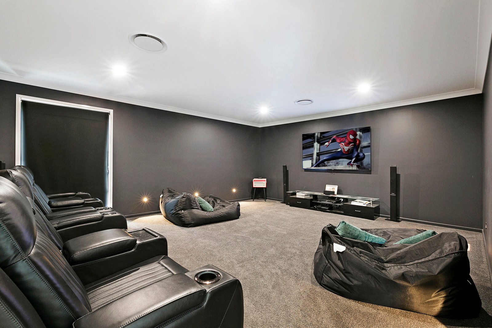 136 Valley Drive TALLEBUDGERA 10