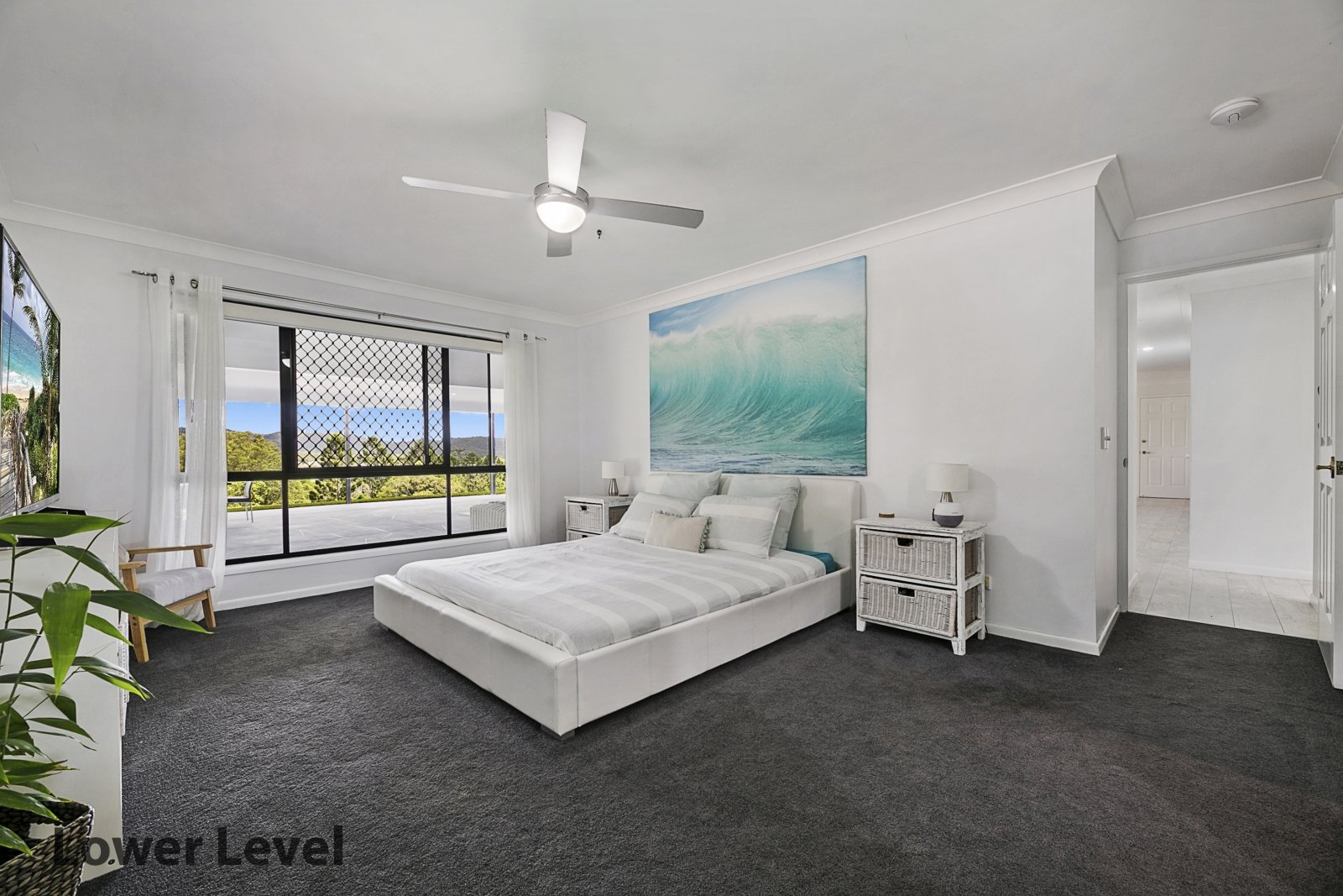 136 Valley Drive TALLEBUDGERA 27