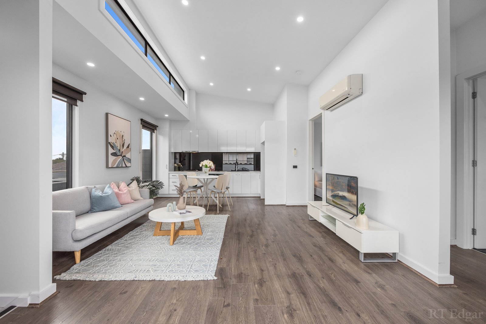 Real Estate and Property in 1/36 Wingara Avenue, Keilor East, VIC