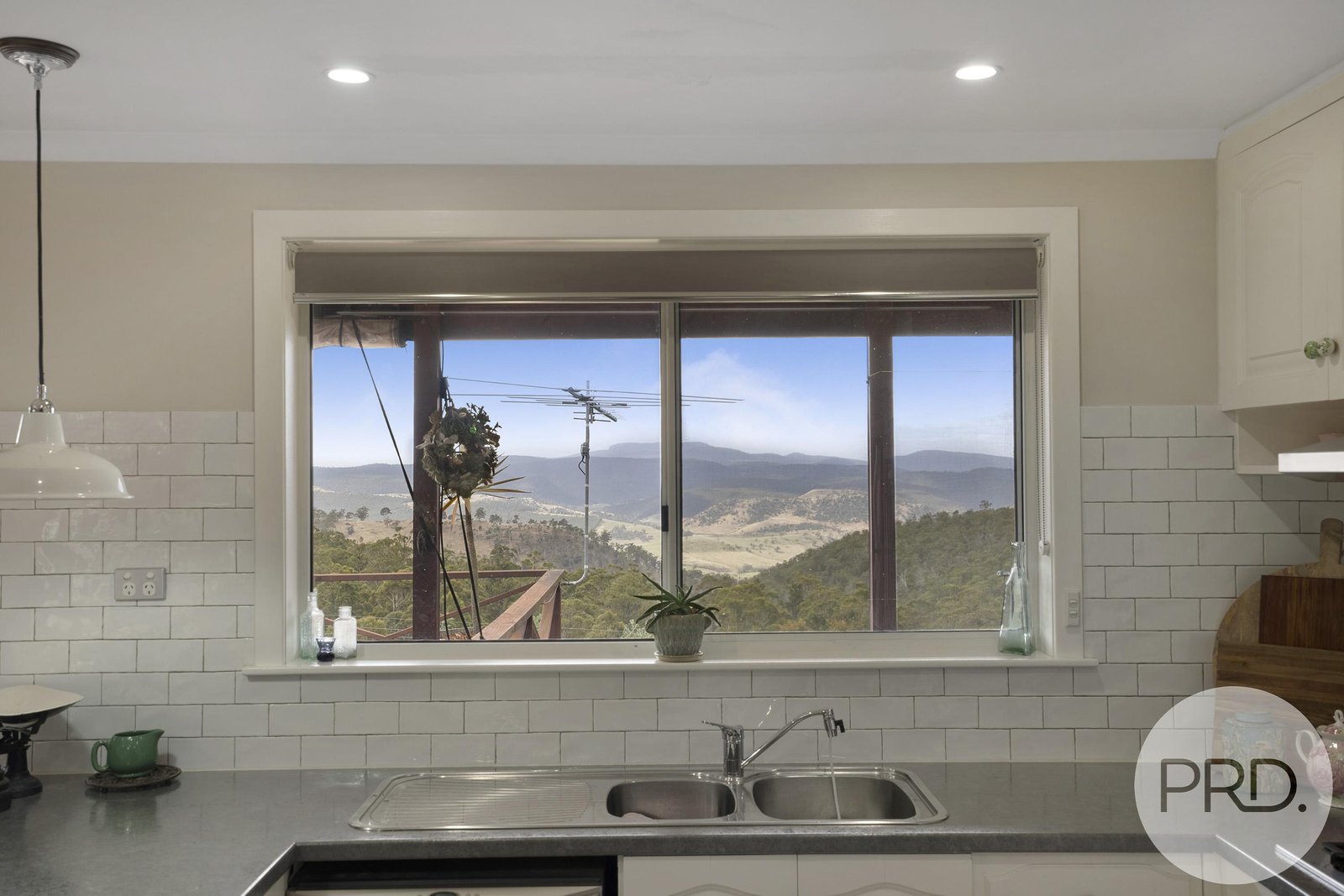 1360 Bluff Road ELDERSLIE 4