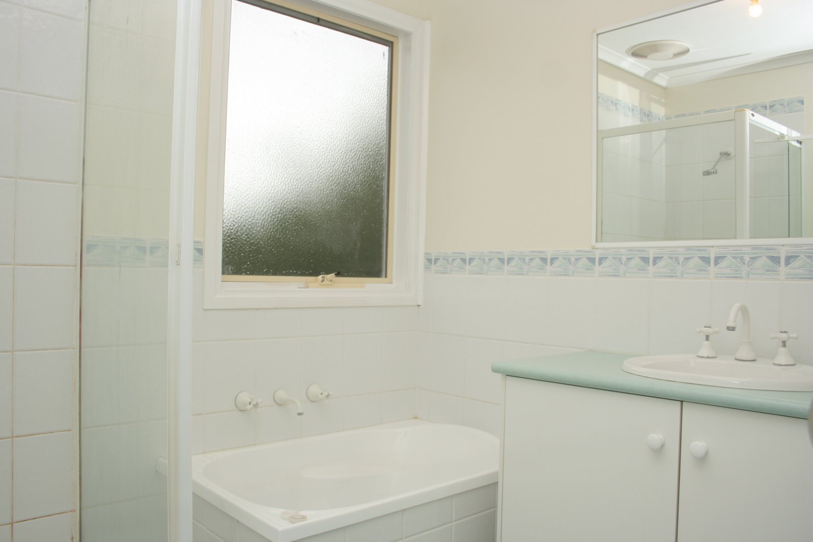 Gallery: 13/602 Waverley Road