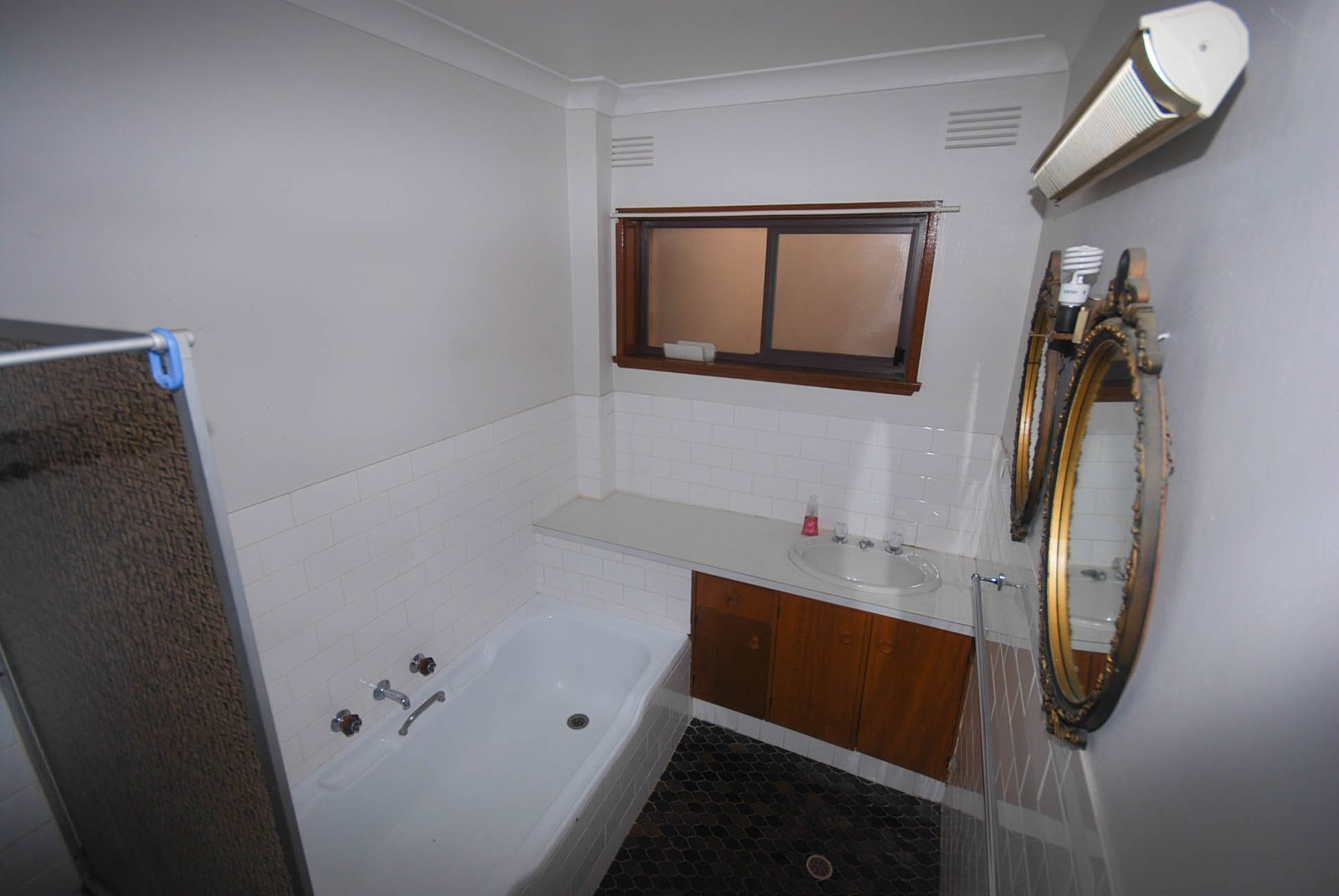 13/64 Crampton Street WAGGA WAGGA 5