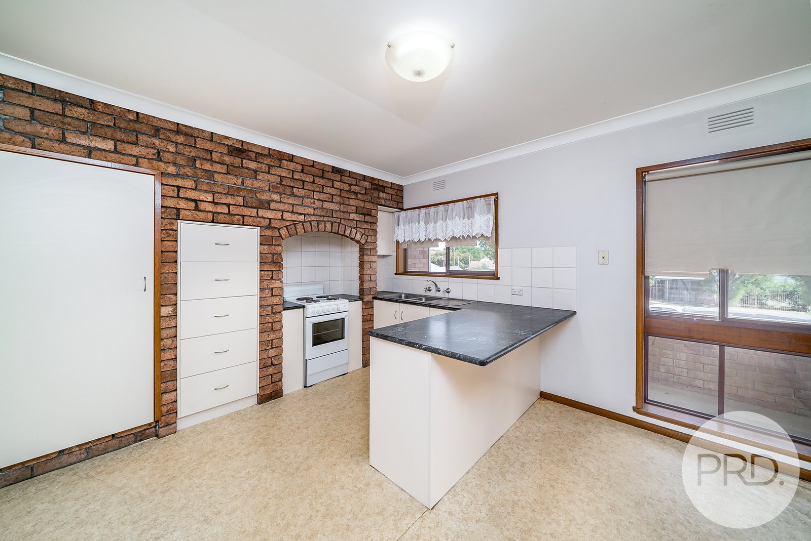 13/64 Crampton Street WAGGA WAGGA 3