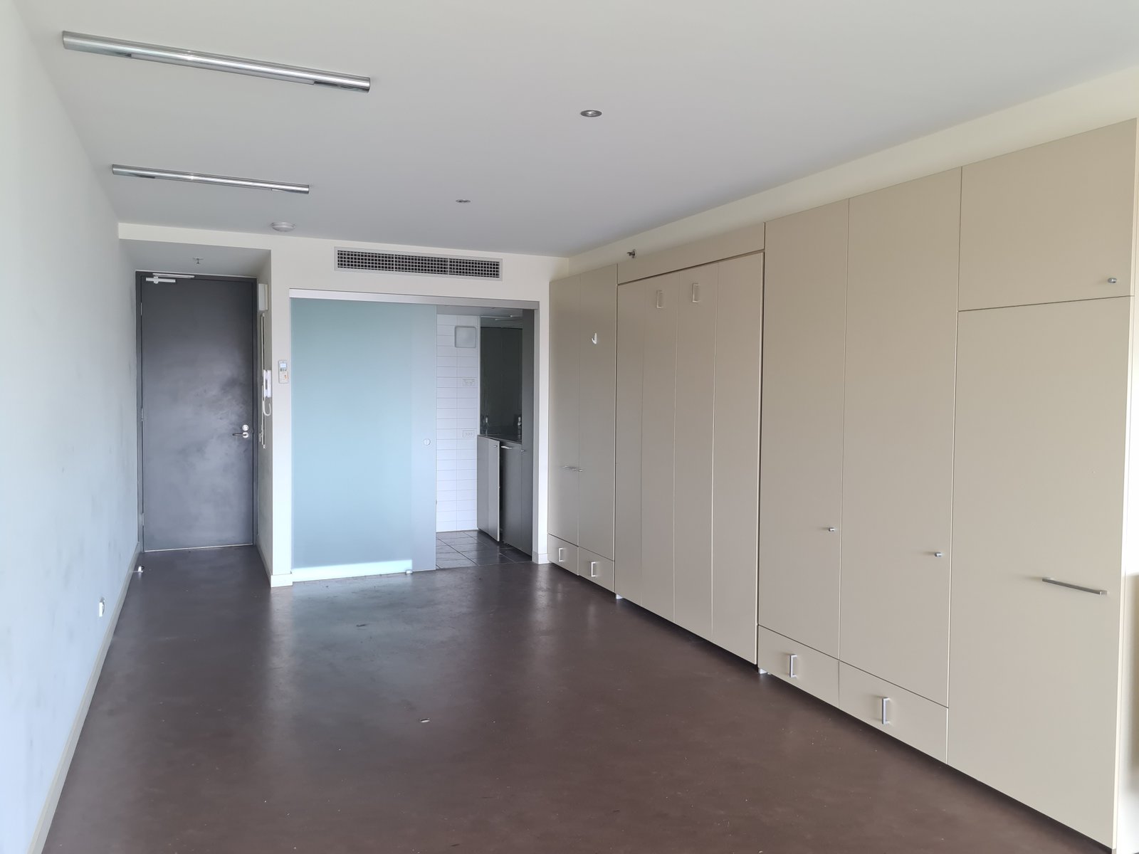 Gallery: 13/65 Station Street