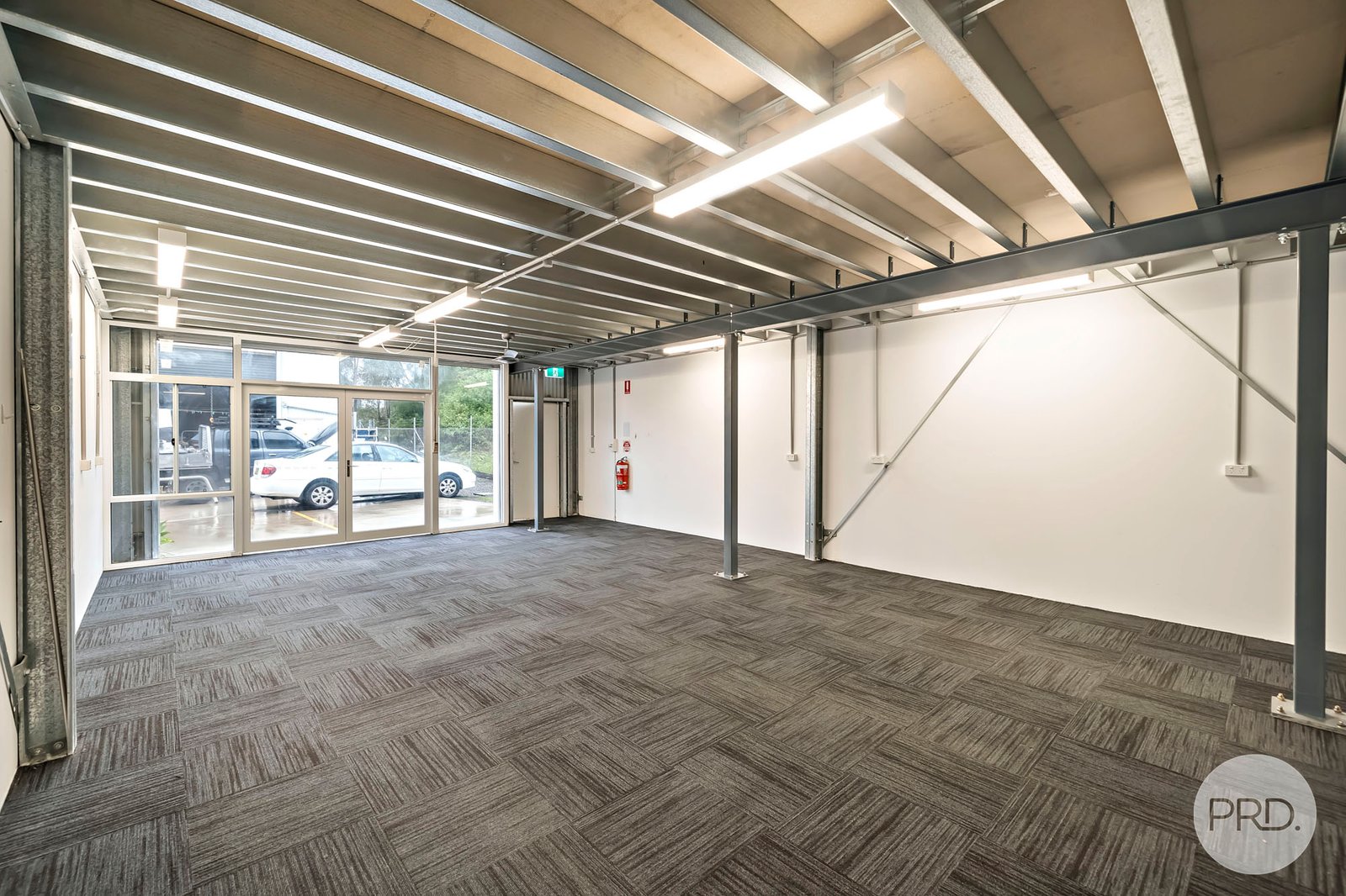 13/6a Commerce Close TAYLORS BEACH 4