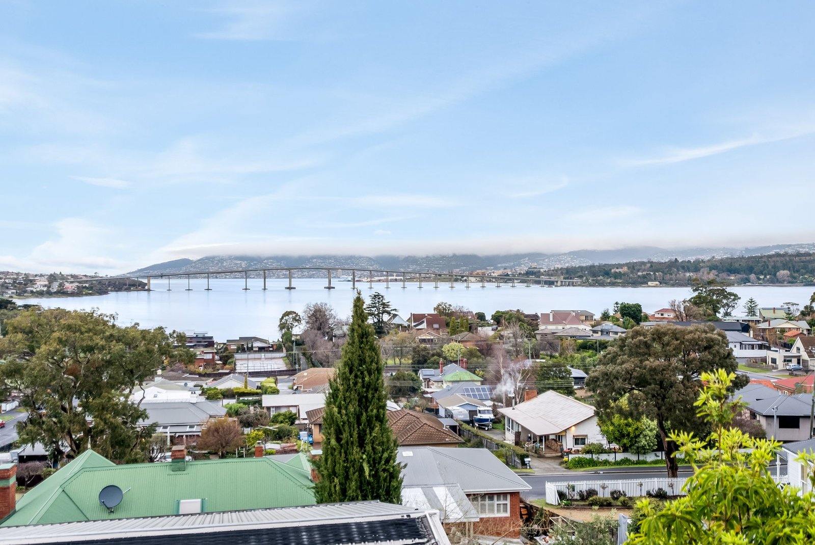 1/36a Natone Street LINDISFARNE 2