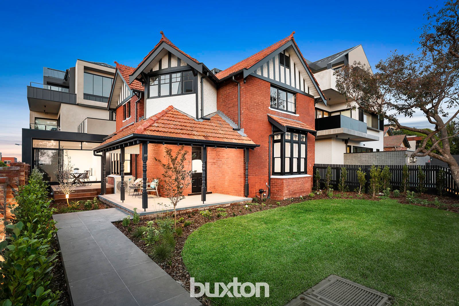 1/37-39 Willis Street, Hampton