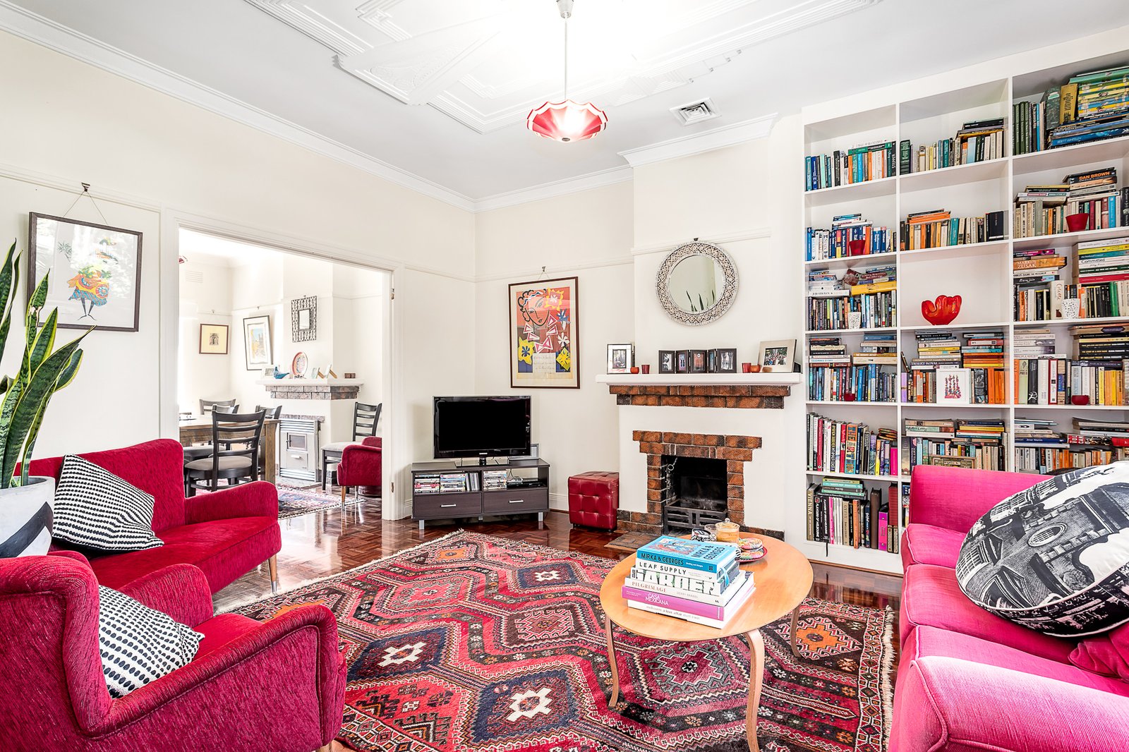 Gallery: 137 Bay Road