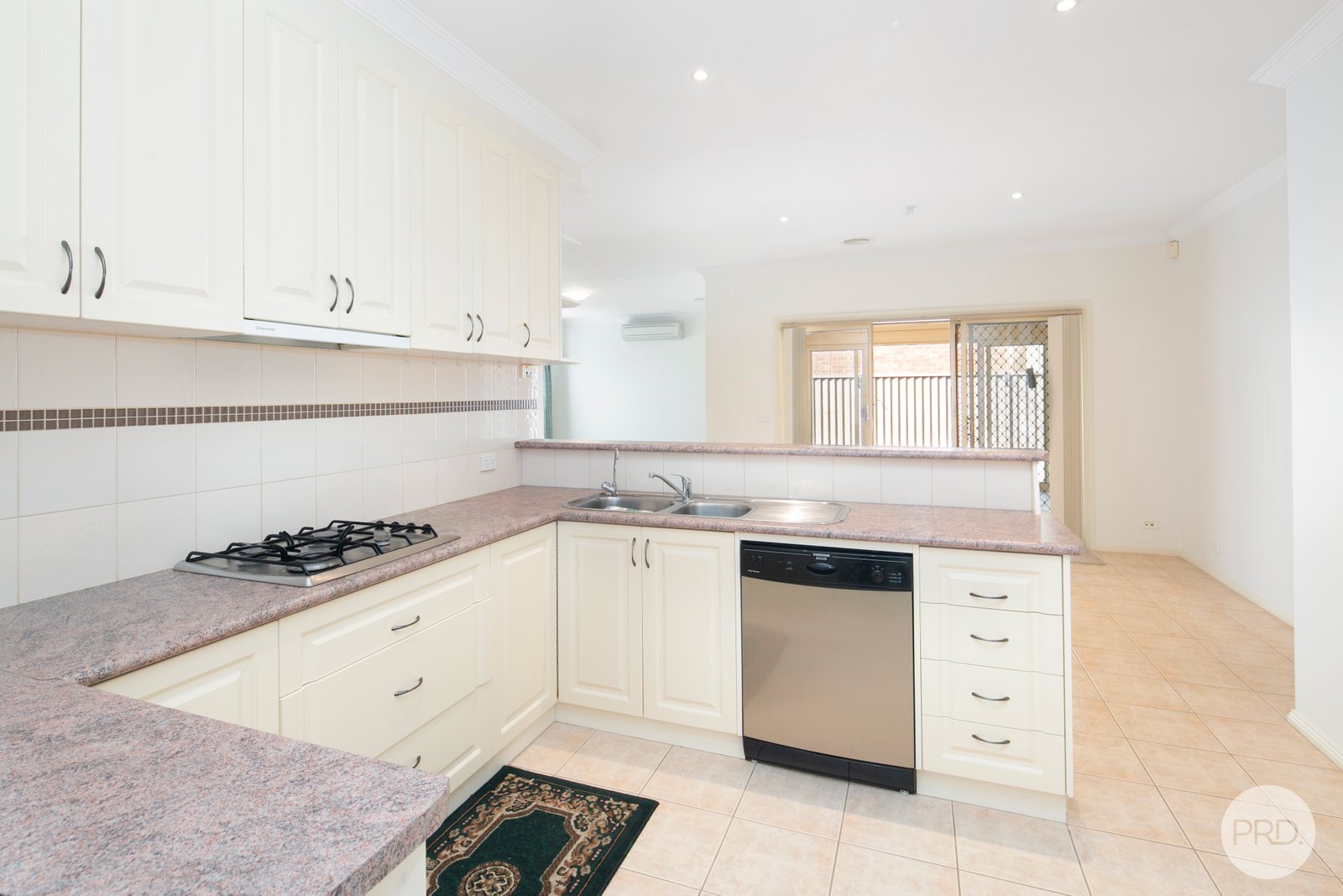 137 Bogong Avenue INVERMAY PARK 9