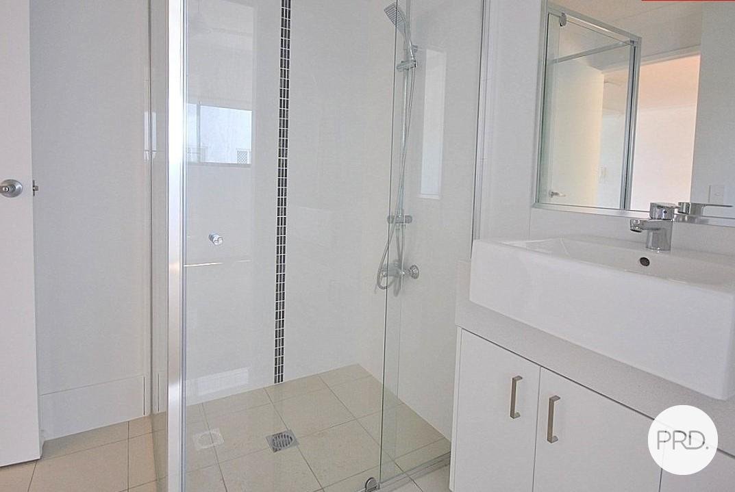 1/37 Central Street LABRADOR 8