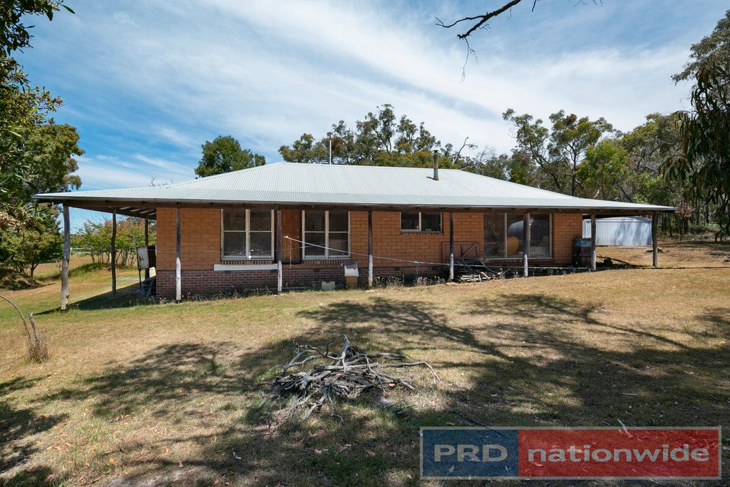 137 Coates Road SNAKE VALLEY 1