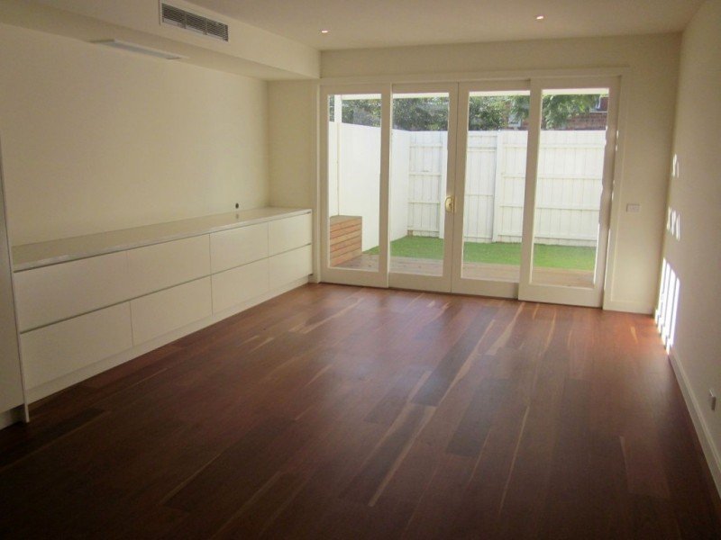 Gallery: 137 Danks Street