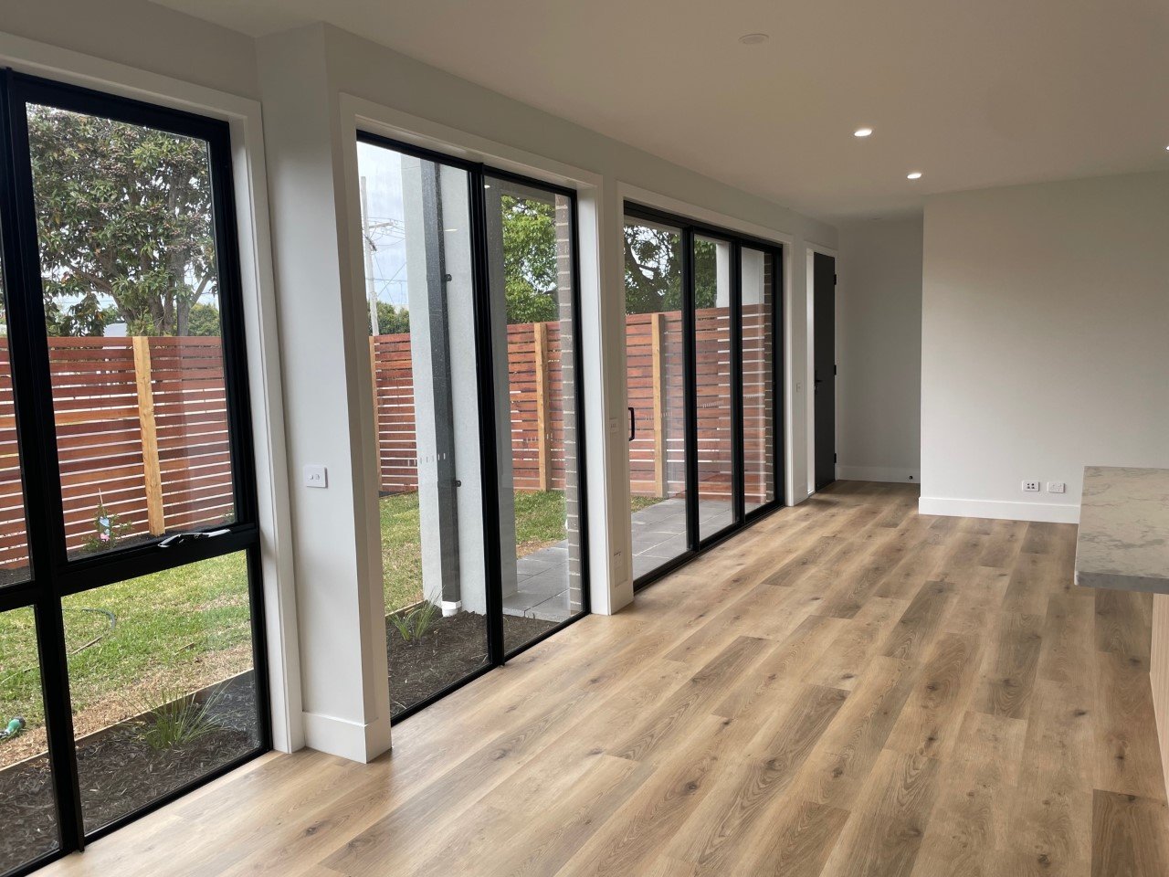 Gallery: 1/37 Edithvale Road