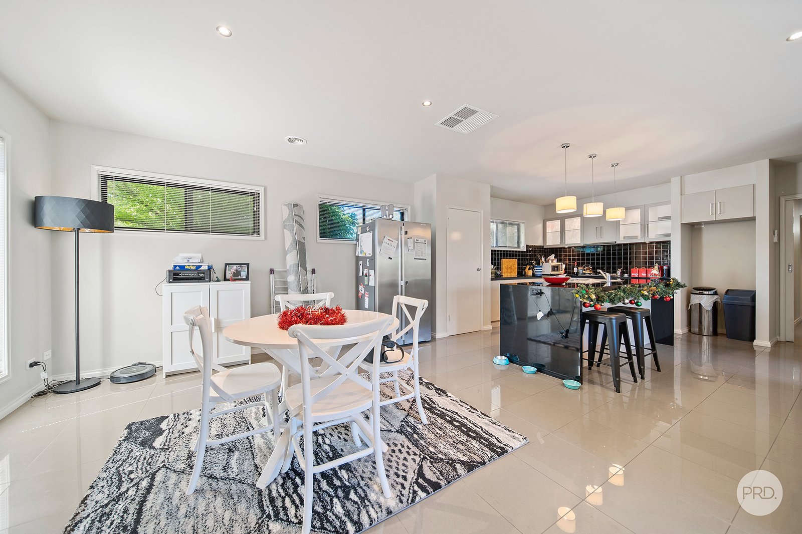 137 Havlin Street East  FLORA HILL 4