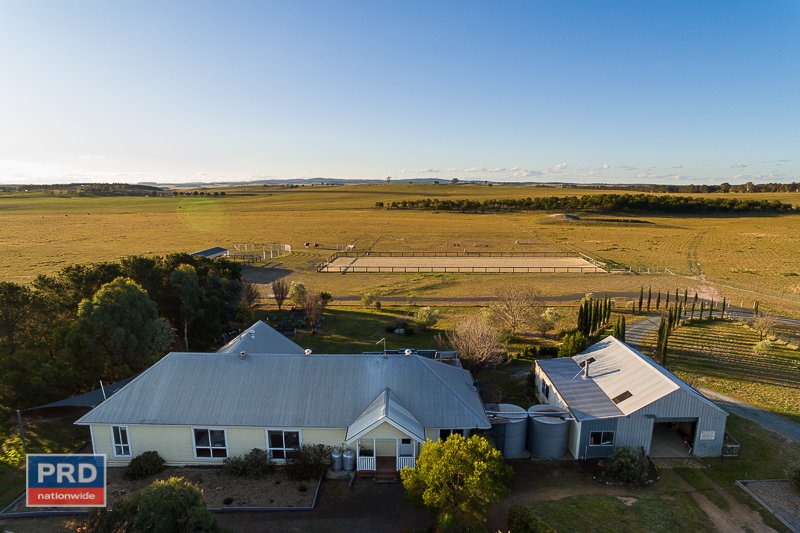 137 Leahys Lane LAKE BATHURST 2
