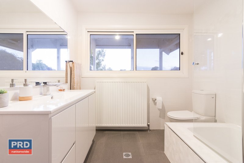 137 Leahys Lane LAKE BATHURST 16