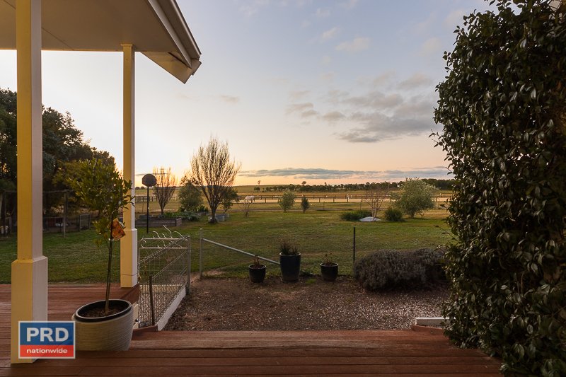 137 Leahys Lane LAKE BATHURST 28