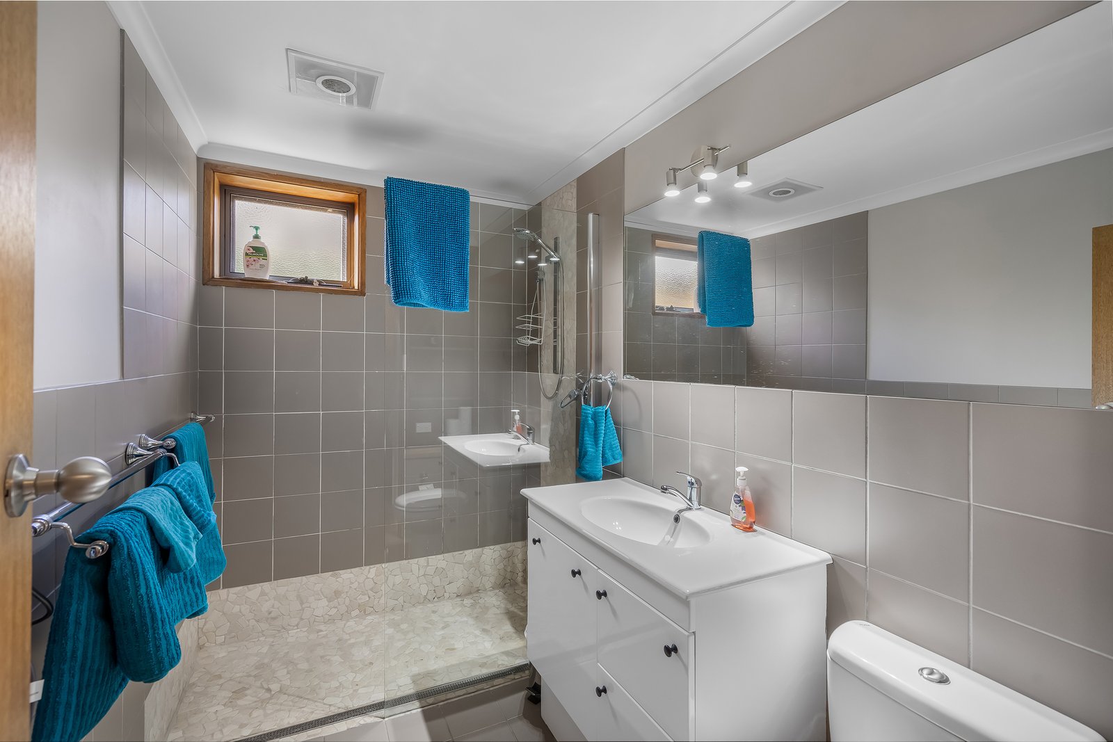 1/37 Maning Avenue SANDY BAY 9