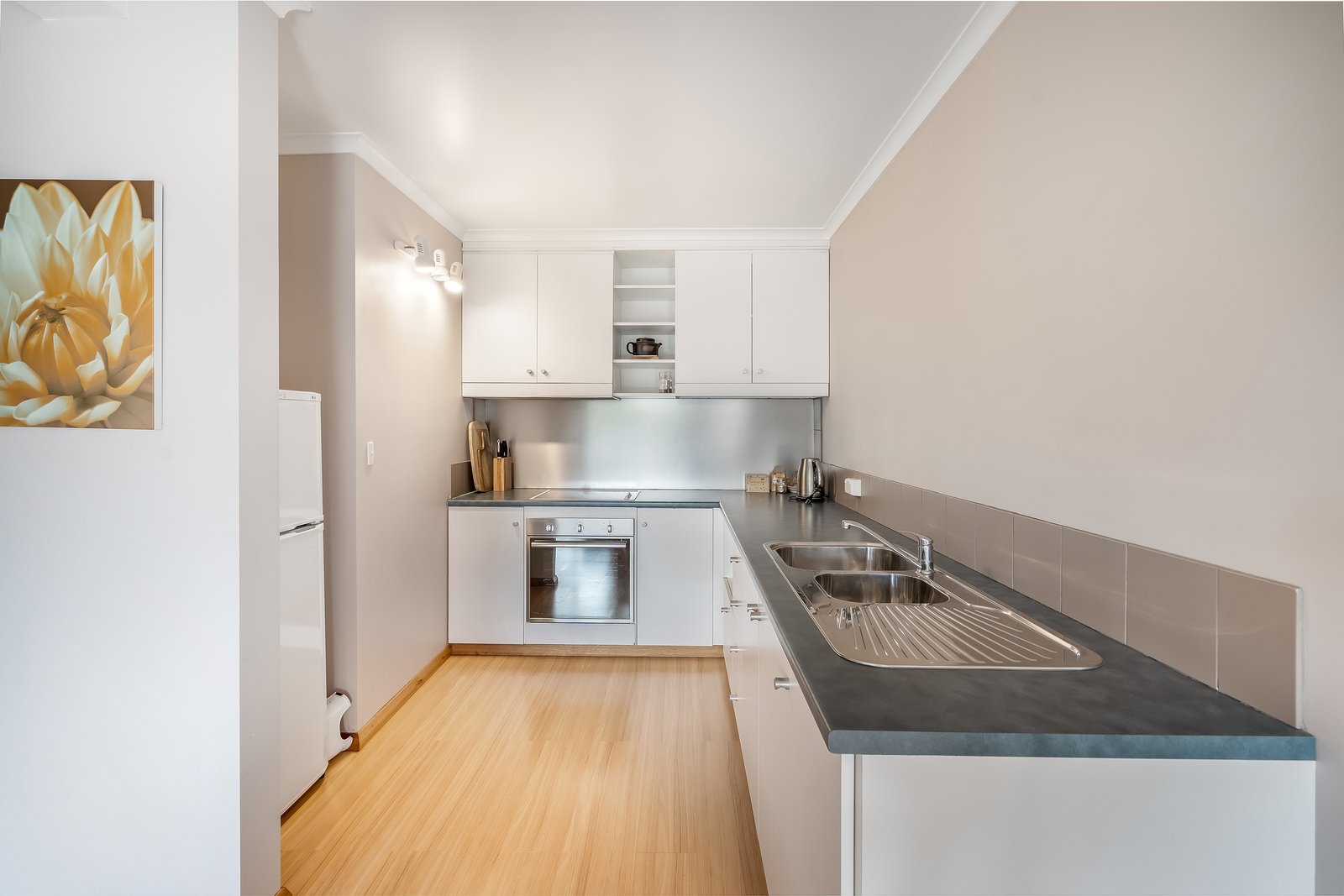 1/37 Maning Avenue SANDY BAY 4