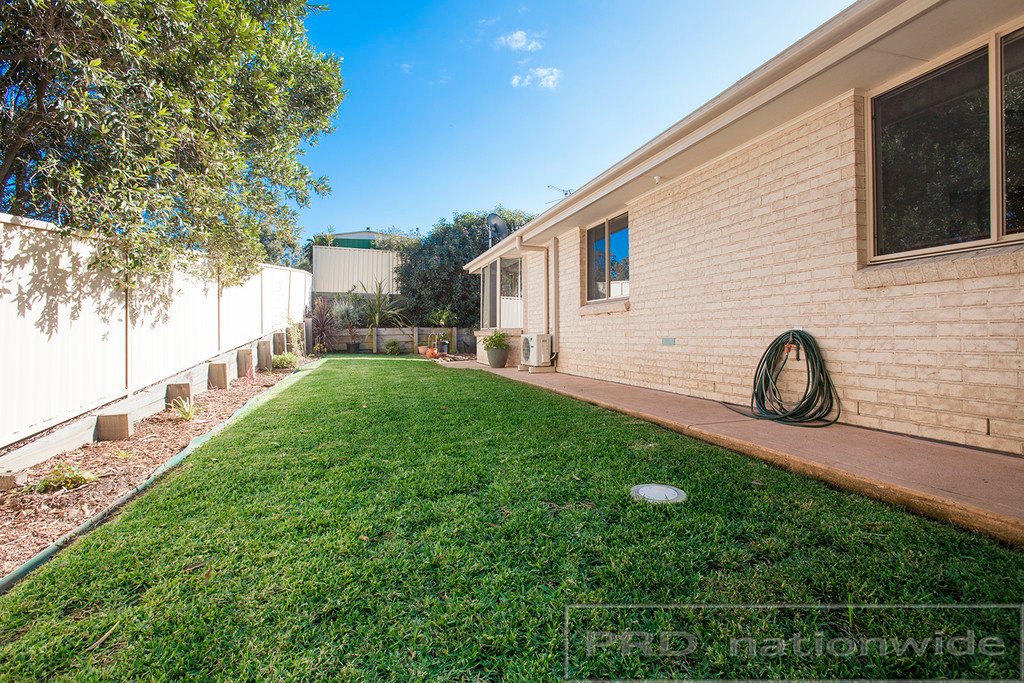 137 Regiment Road RUTHERFORD 20
