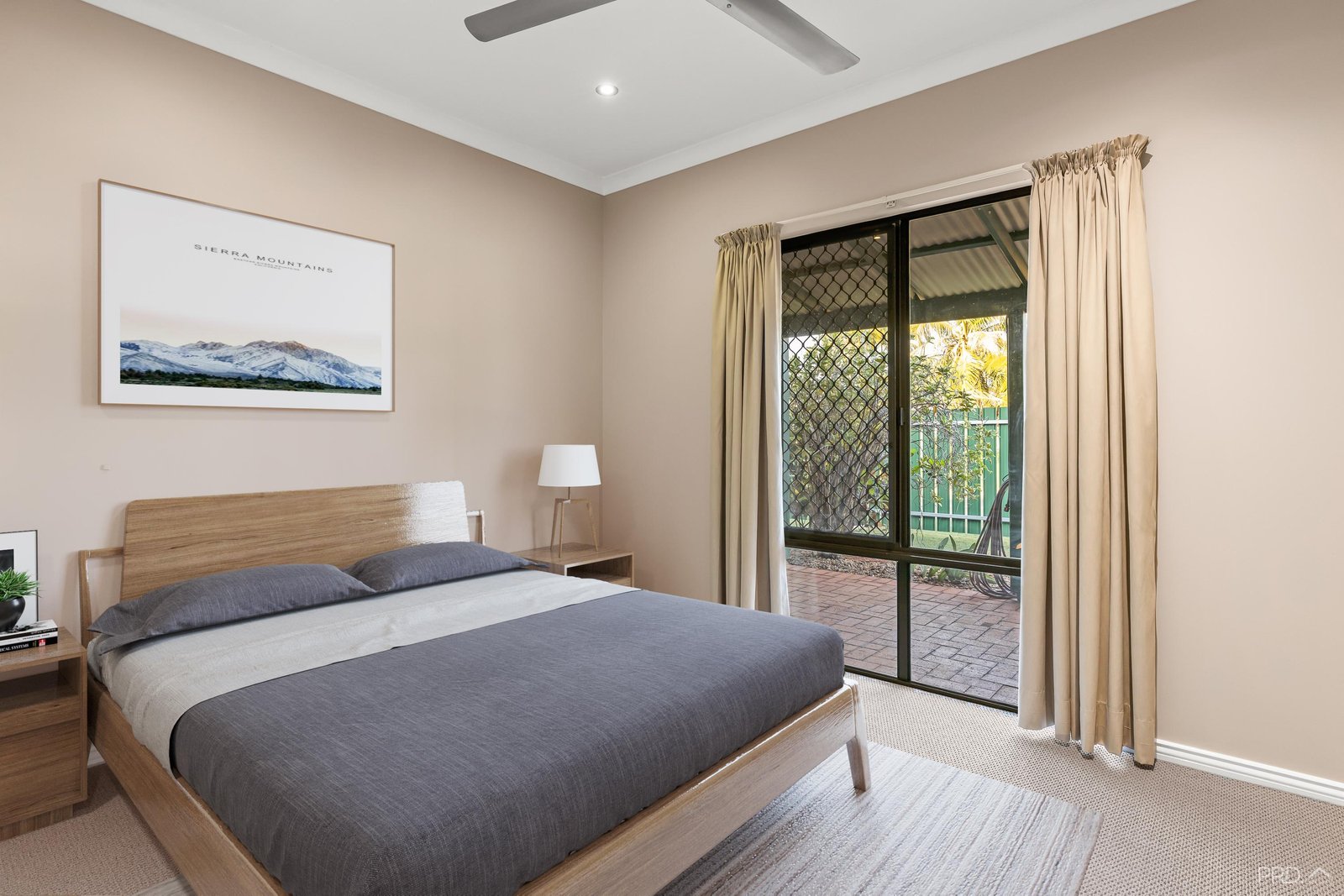 137 Reid Road CABLE BEACH 8