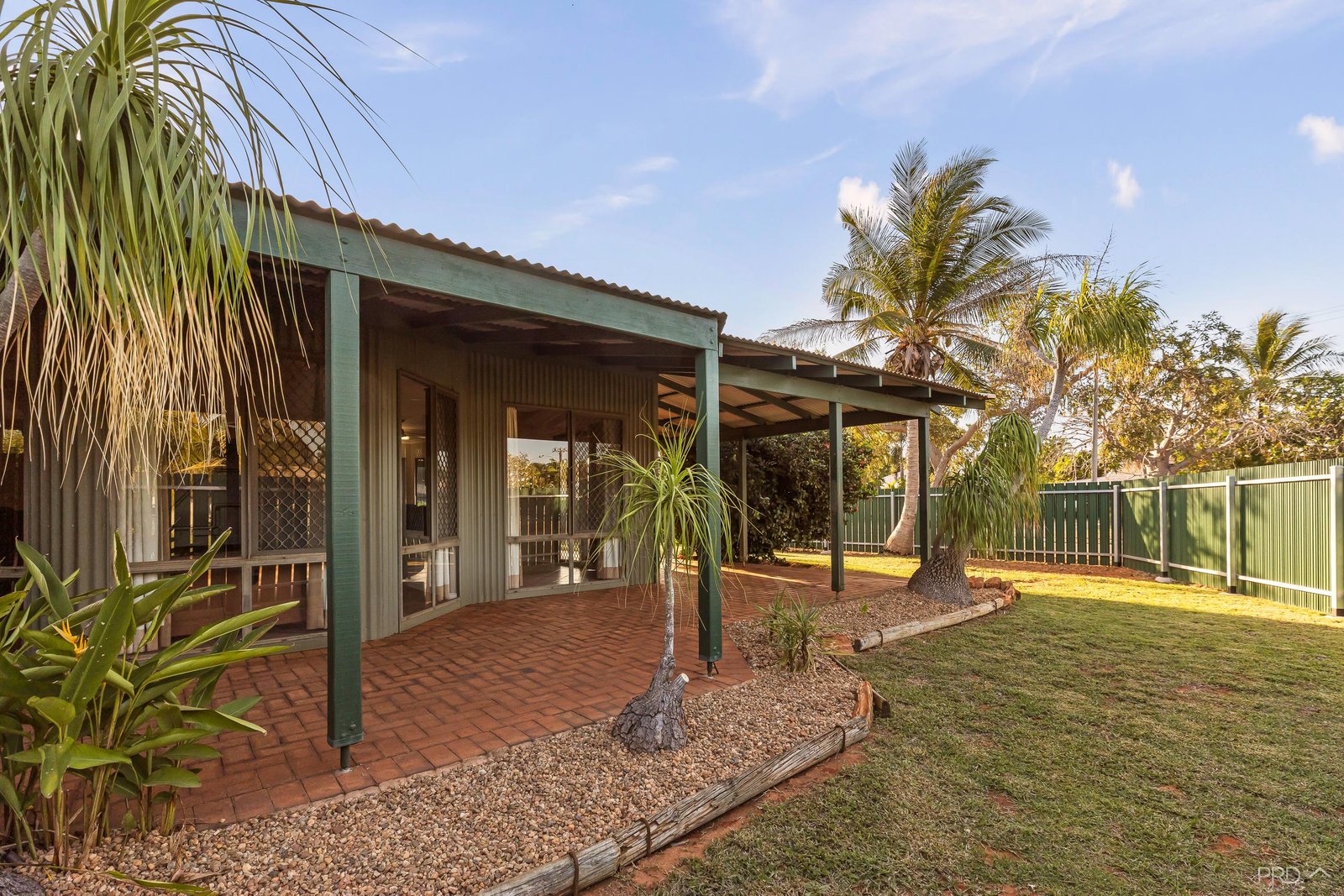 137 Reid Road CABLE BEACH 17