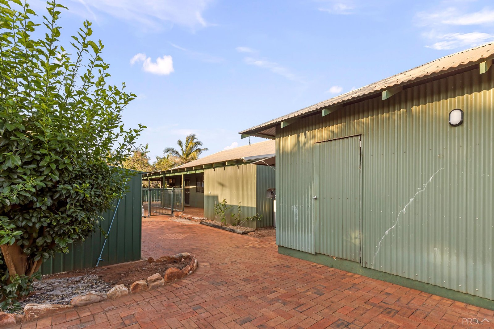 137 Reid Road CABLE BEACH 20