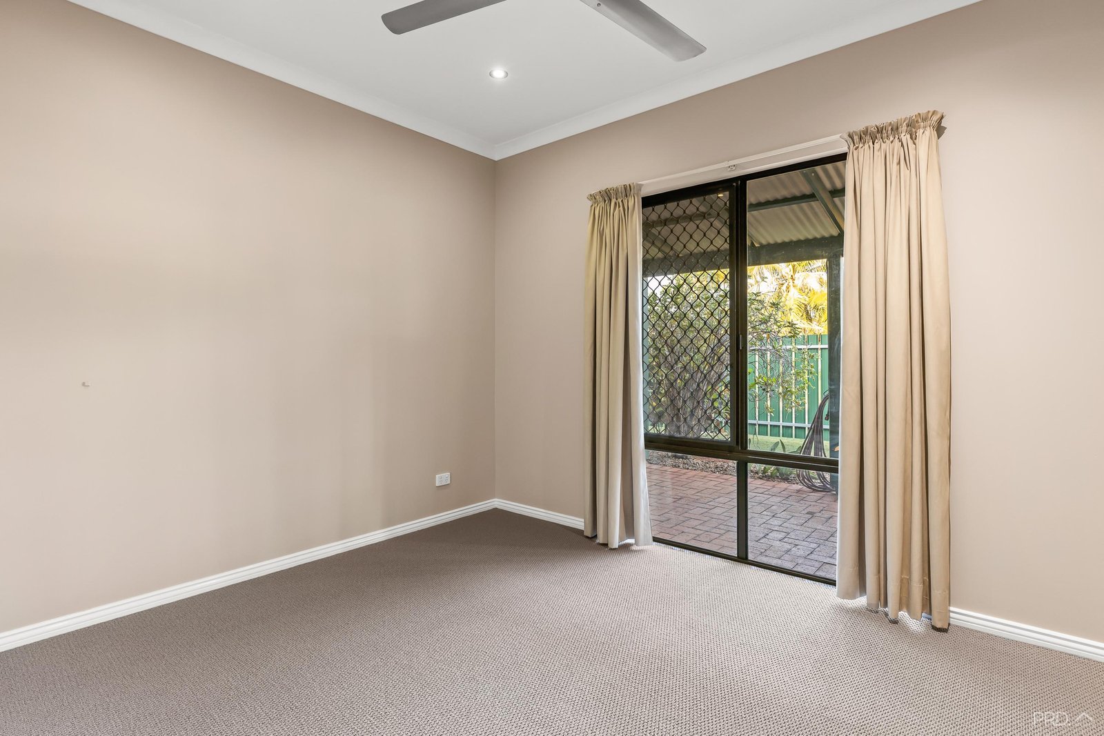 137 Reid Road CABLE BEACH 32