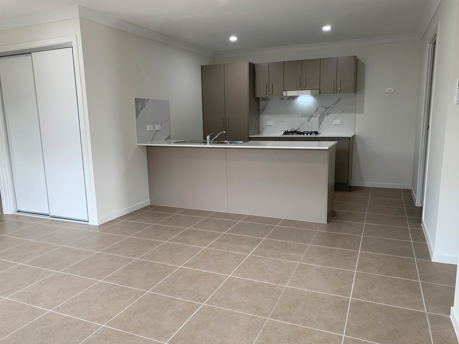 1/37 Tangerine St  Gillieston Heights 3