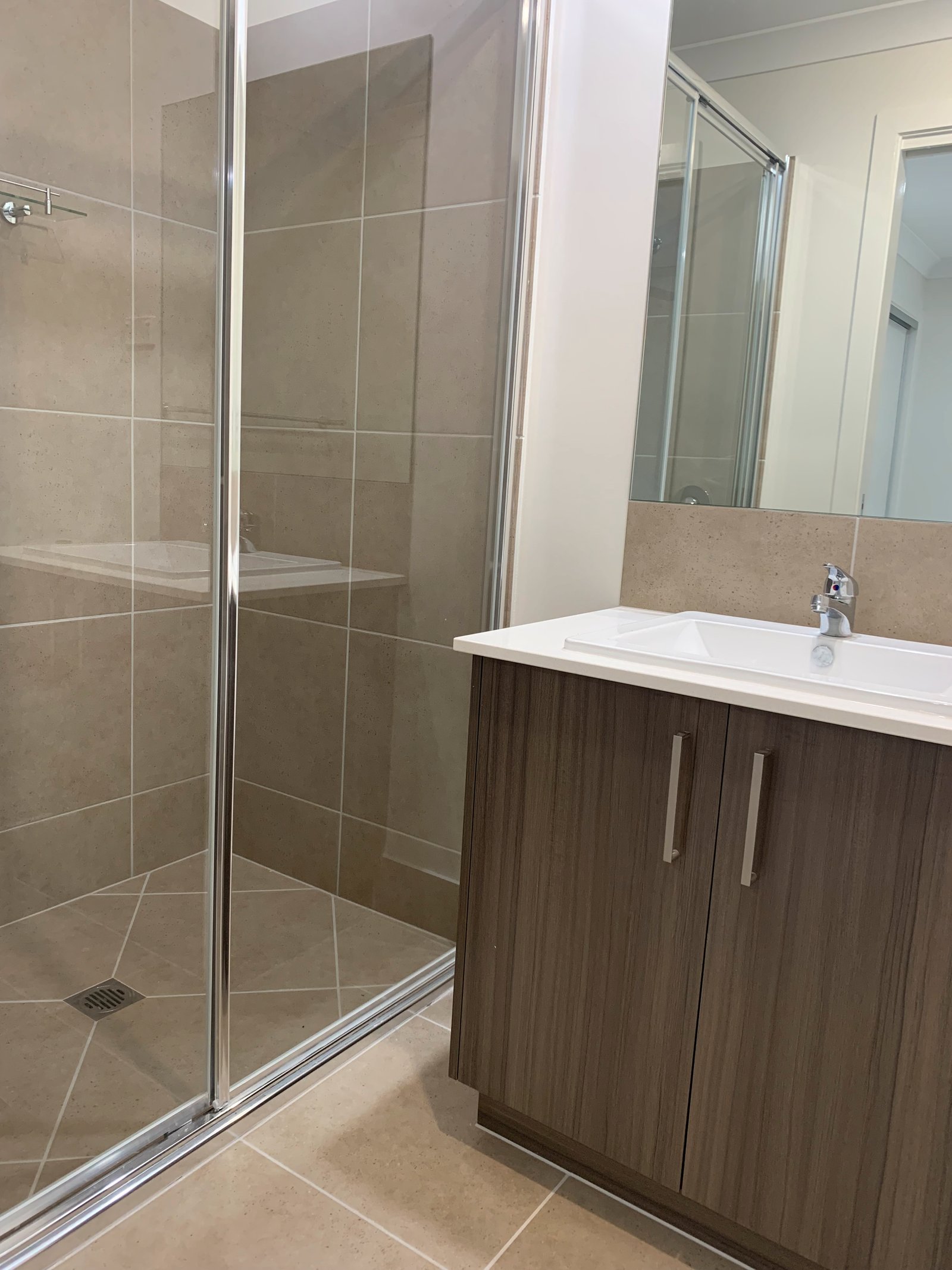 1/37 Tangerine St  Gillieston Heights 4