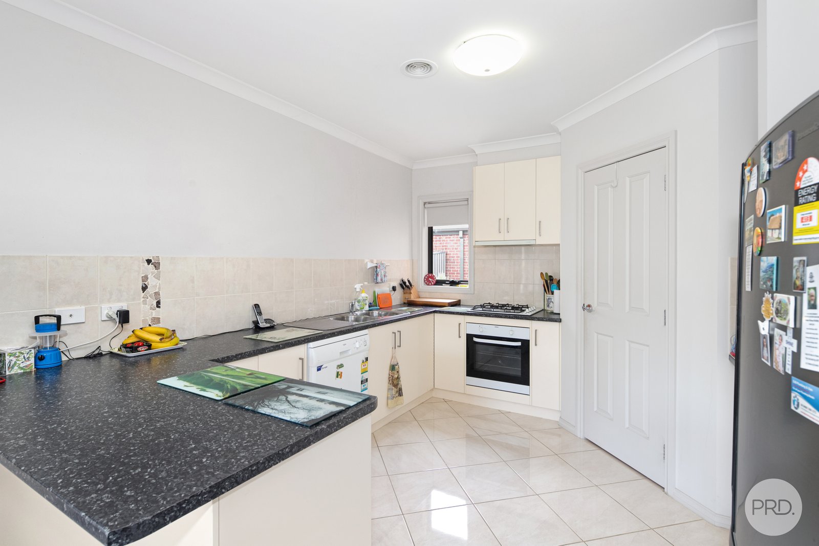 1/37 Victoria Street CRESWICK 3