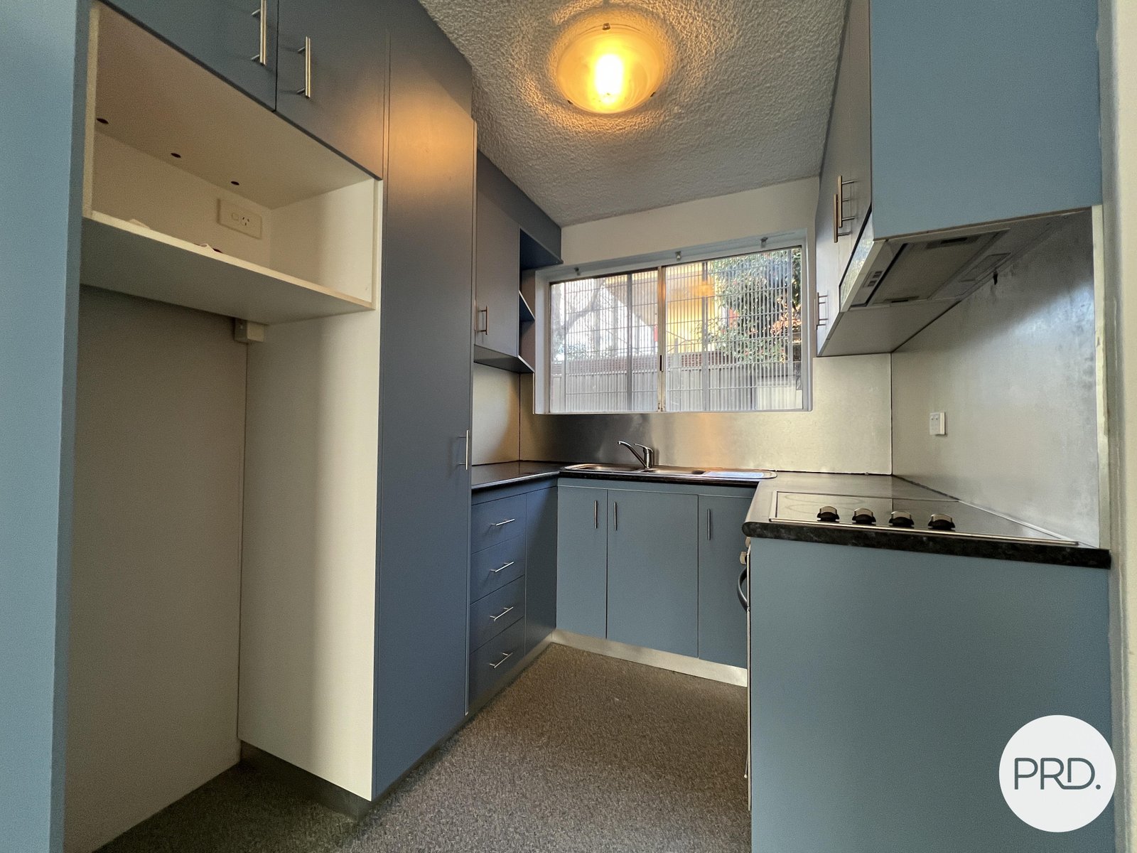 13/7 Young Street CRESTWOOD 4