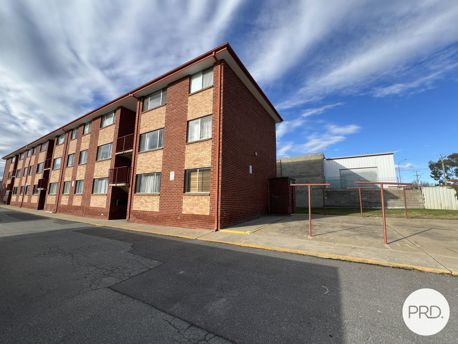 13/7 Young Street CRESTWOOD 10