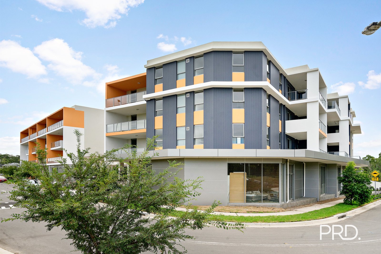 13/71 Deerubbin Dr  Glenmore Park 5