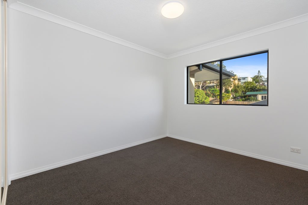 13/72 Dutton St  COOLANGATTA 8