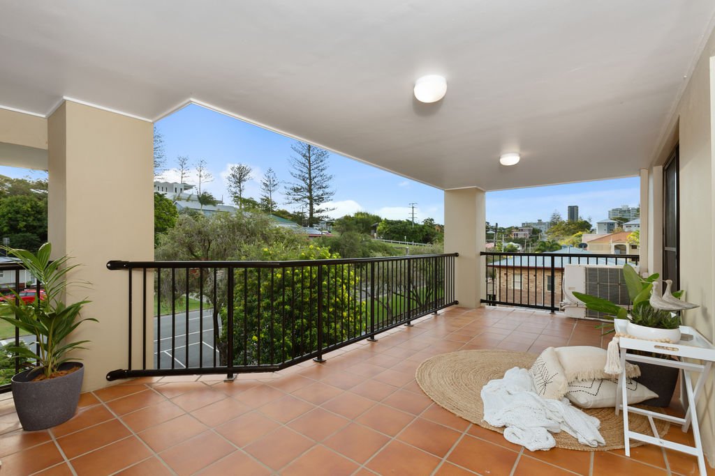 13/72 Dutton St  COOLANGATTA 13