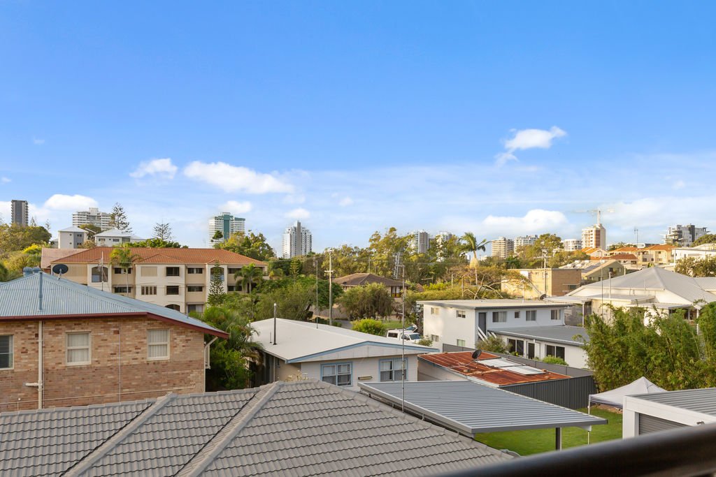 13/72 Dutton St  COOLANGATTA 16
