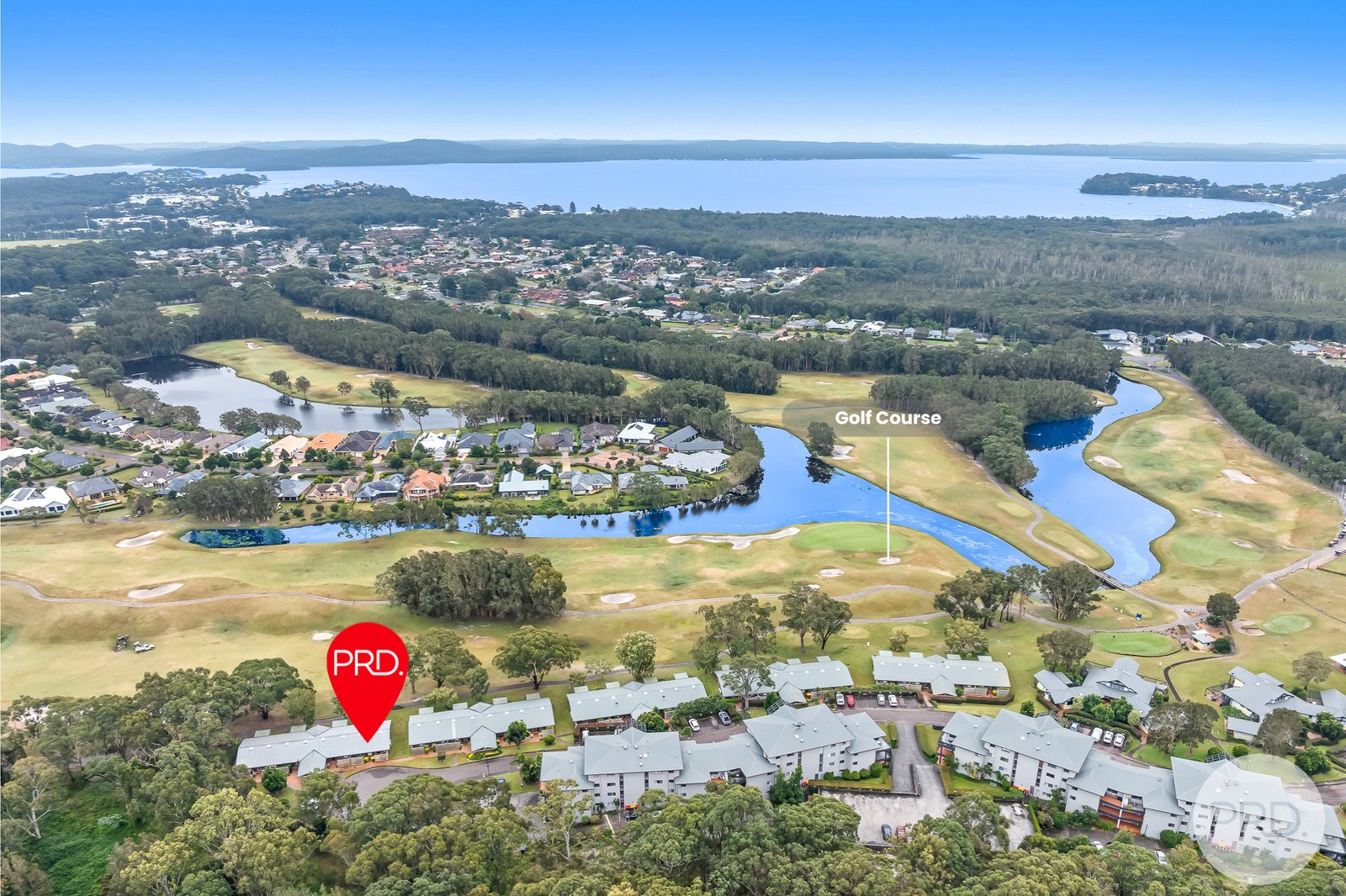 137/37 Horizons Drive SALAMANDER BAY 2