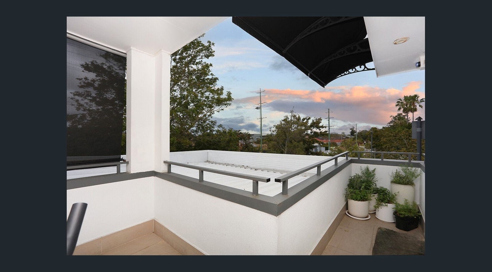 1/374 Pine Ridge Road COOMBABAH 12