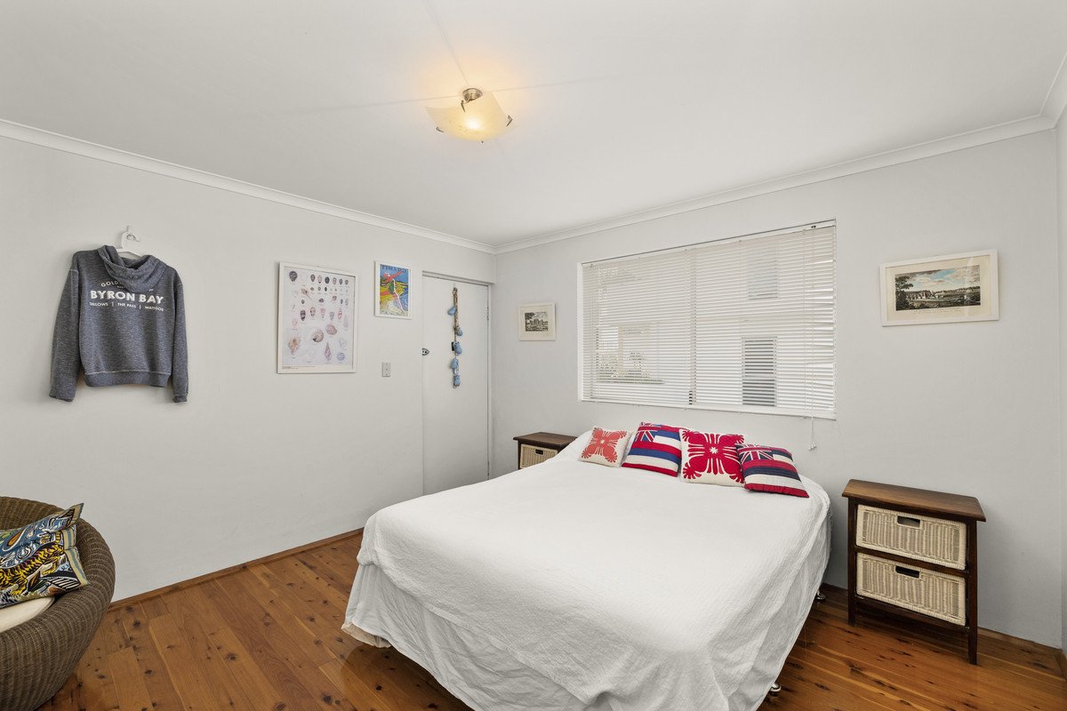 13/74 The Esplanade Burleigh Heads 5