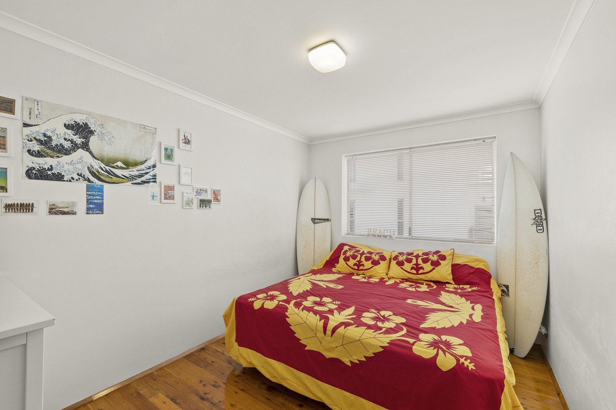 13/74 The Esplanade Burleigh Heads 6