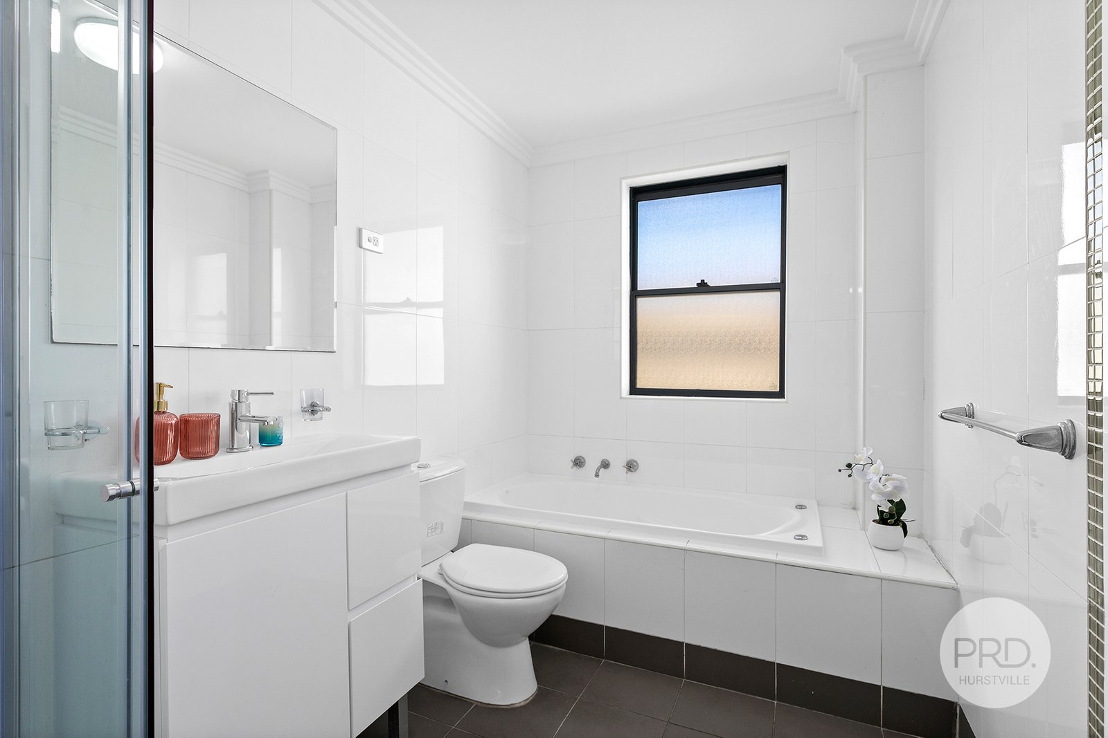 13/74 Woniora Road HURSTVILLE 5