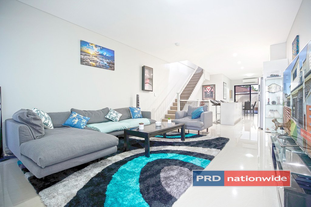 13/76-78 Jones Street KINGSWOOD 2