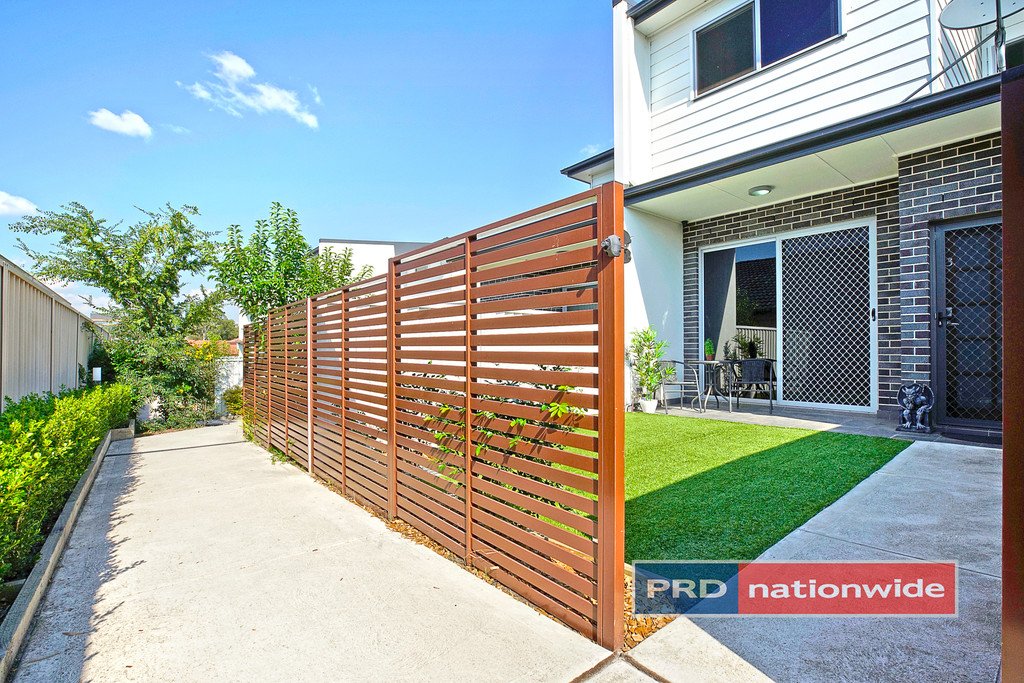 13/76-78 Jones Street KINGSWOOD 14