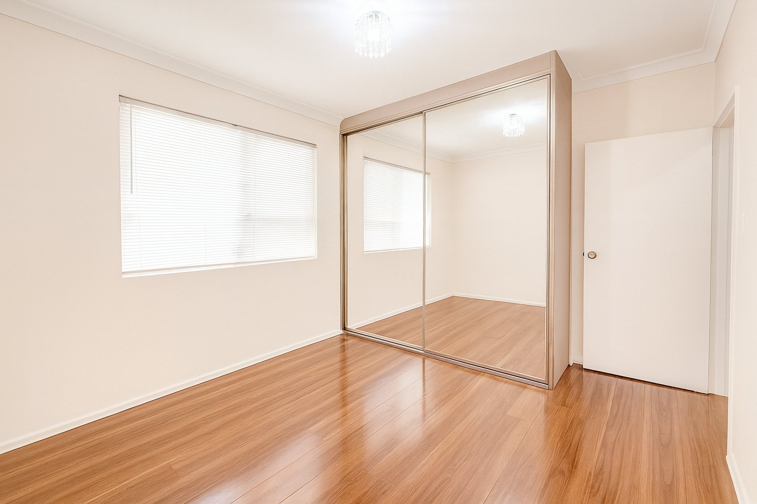 13/76 Bigge Street LIVERPOOL 4