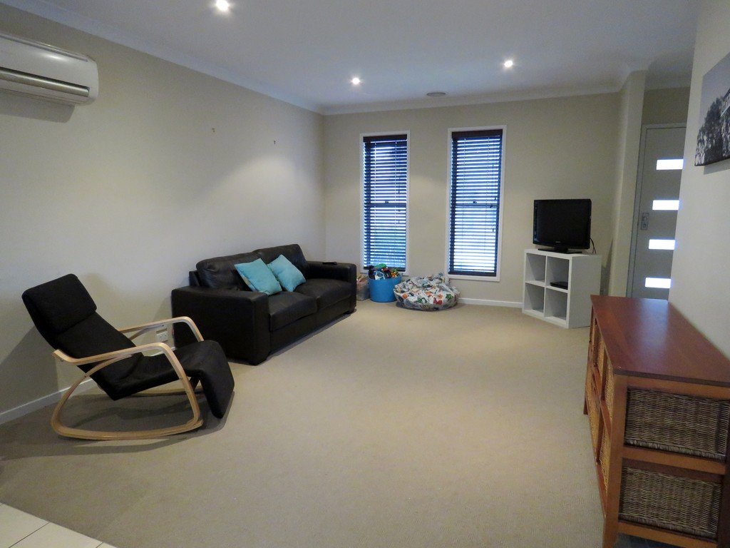 1/378 Cambourne Street LAVINGTON 3