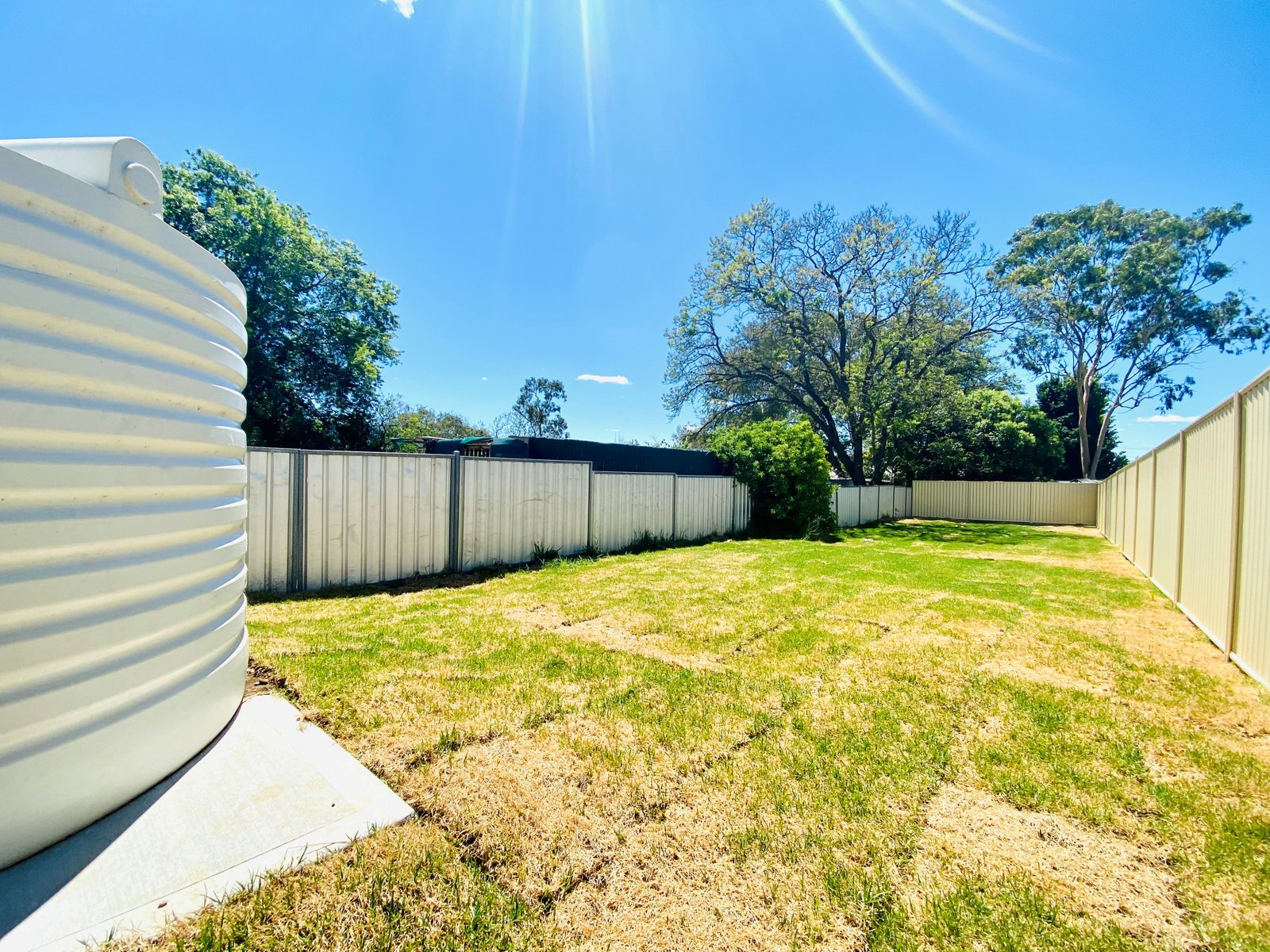 1/37a Hillvue Road TAMWORTH 4